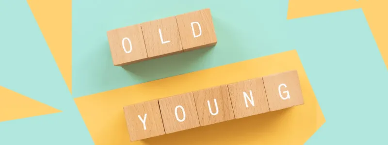 「old」と「young」と書かれたオブジェ